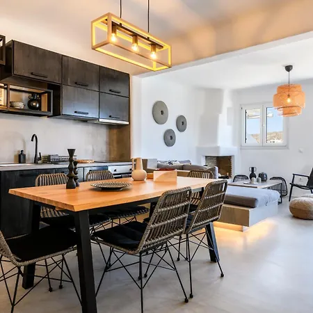 Mykonian & 公寓式酒店 4*