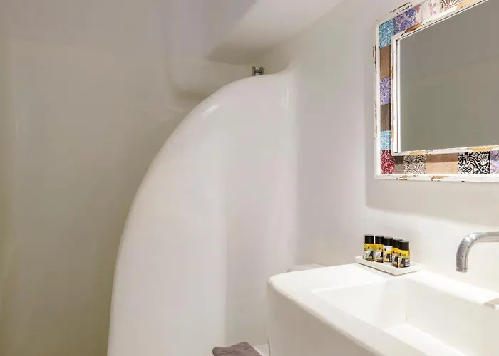 Mykonian & شقة فندقية Merchia Beach