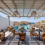 Mykonian & 아파트호텔 4*