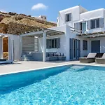 Mykonian & 아파트호텔 Merchia Beach
