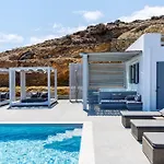 Mykonian & 4*