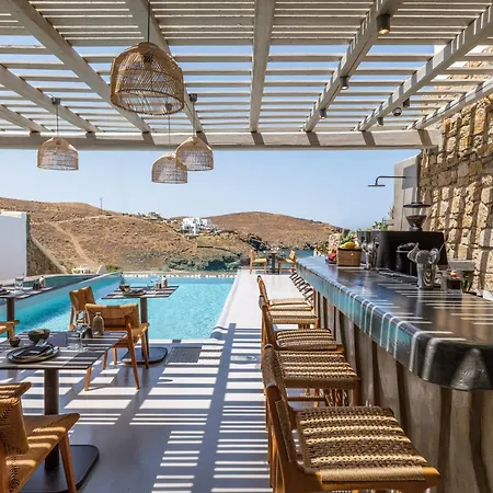 Aparthotel Mykonian & *