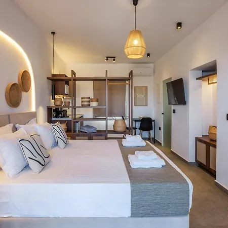 Mykonian & Aparthotel