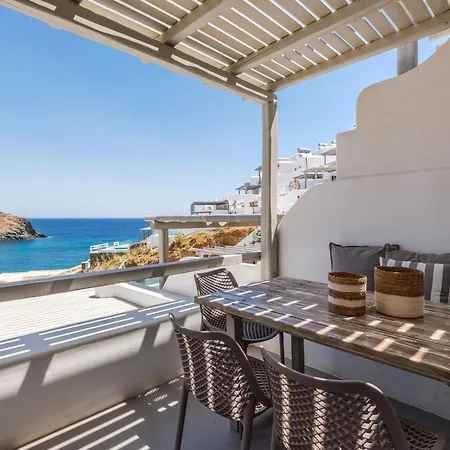 Aparthotel Mykonian & *