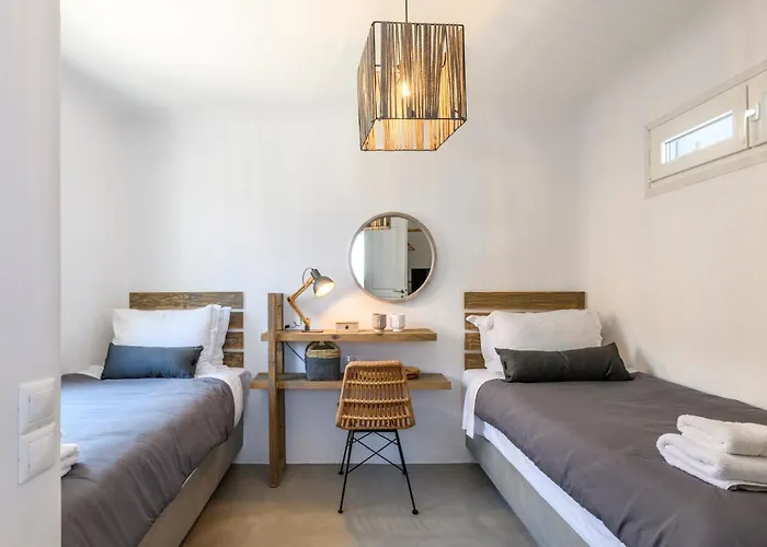 Mykonian & Aparthotel 4*