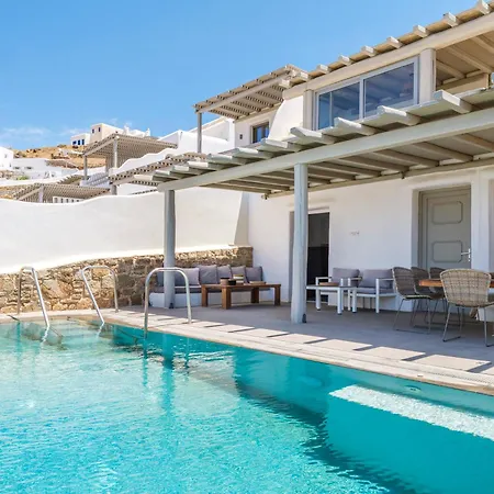 Mykonian & Lägenhetshotell 4*