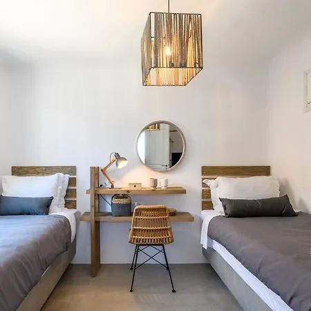 Mykonian & Lägenhetshotell 4*