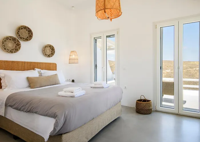 Mykonian & Aparthotel