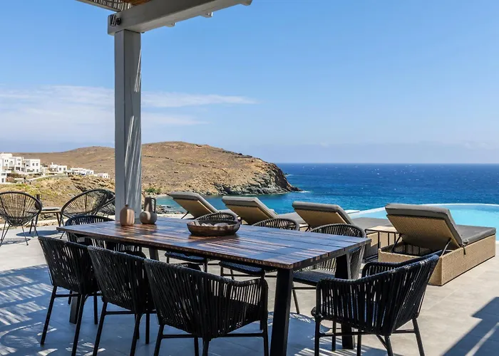 Mykonian & Aparthotel