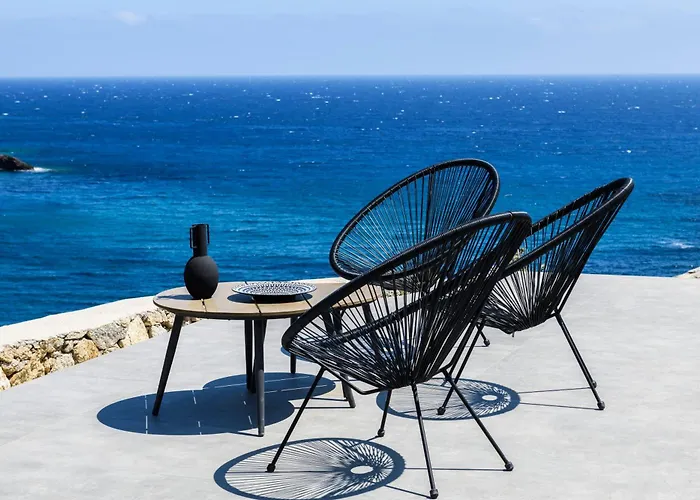 Aparthotel Mykonian & 4*